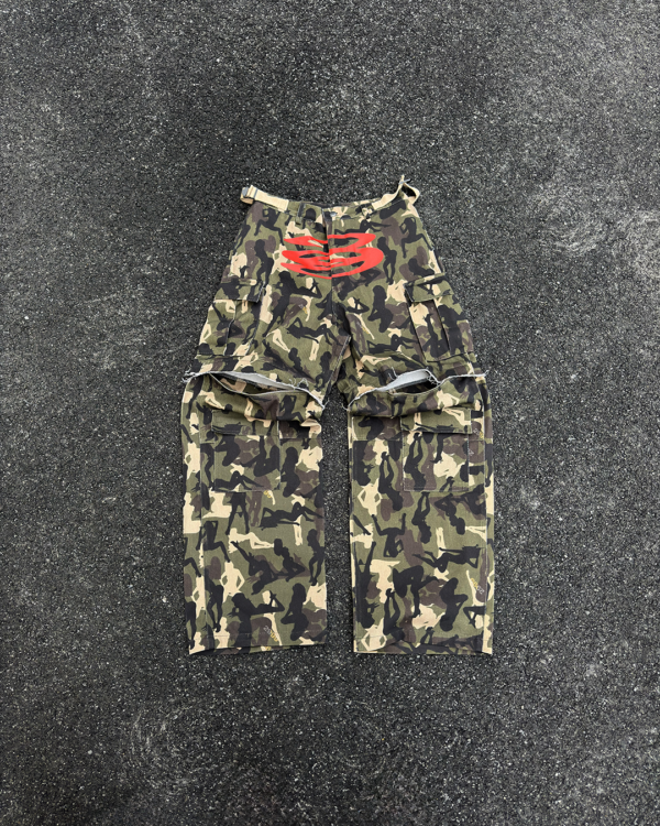 PANTALONI CARGO CON STAMPA CAMOUFLAGE - immagine 4