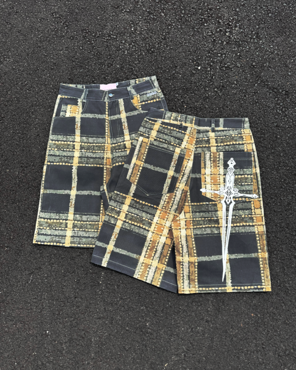 SHORTS CON STAMPA TARTAN - immagine 2